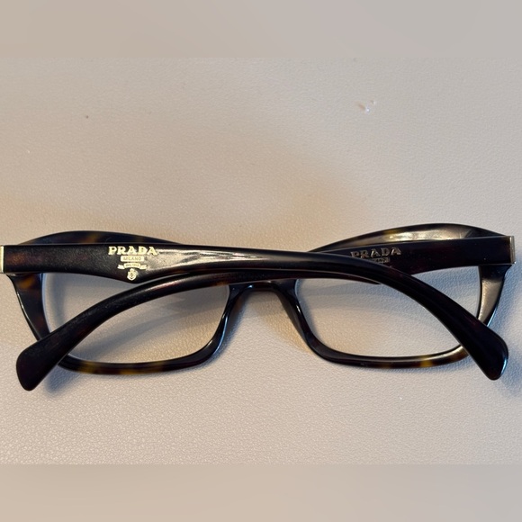 ☀️Prada Tortoiseshell Eyeglass Frames - Picture 2 of 7